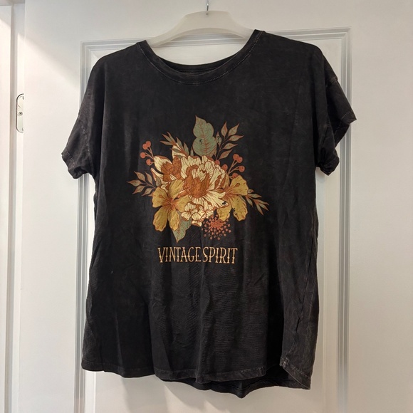 Vintage Canvas Vintage Spirit Floral Graphic Tee - Picture 3 of 7